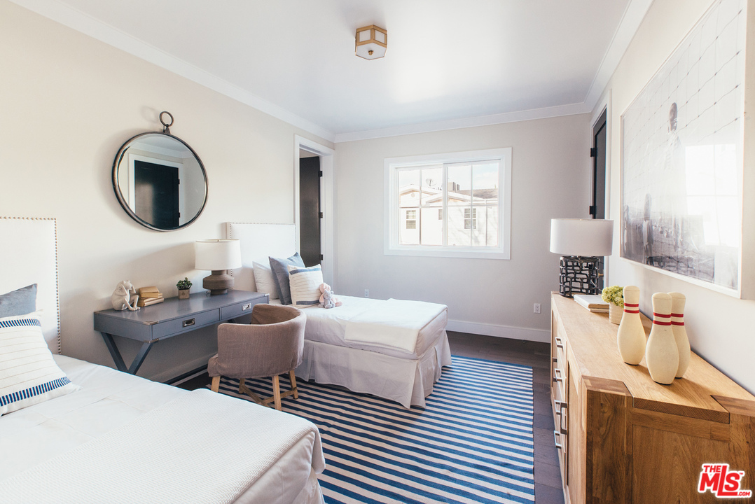 4547 Simpson Avenue Studio City, CA 91607 - Photo 34 of 48