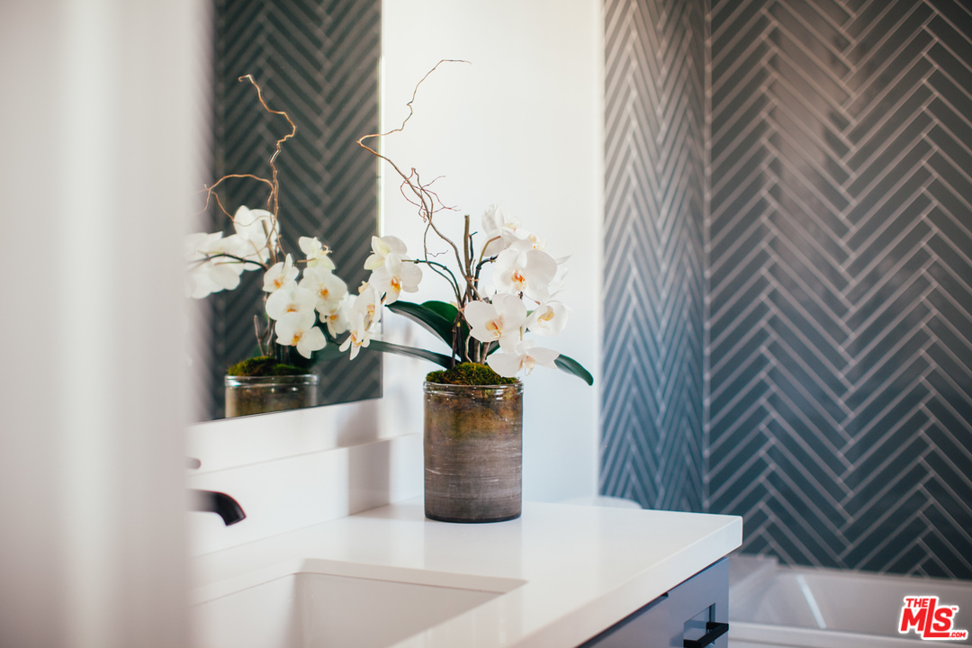 4547 Simpson Avenue Studio City, CA 91607 - Photo 36 of 48