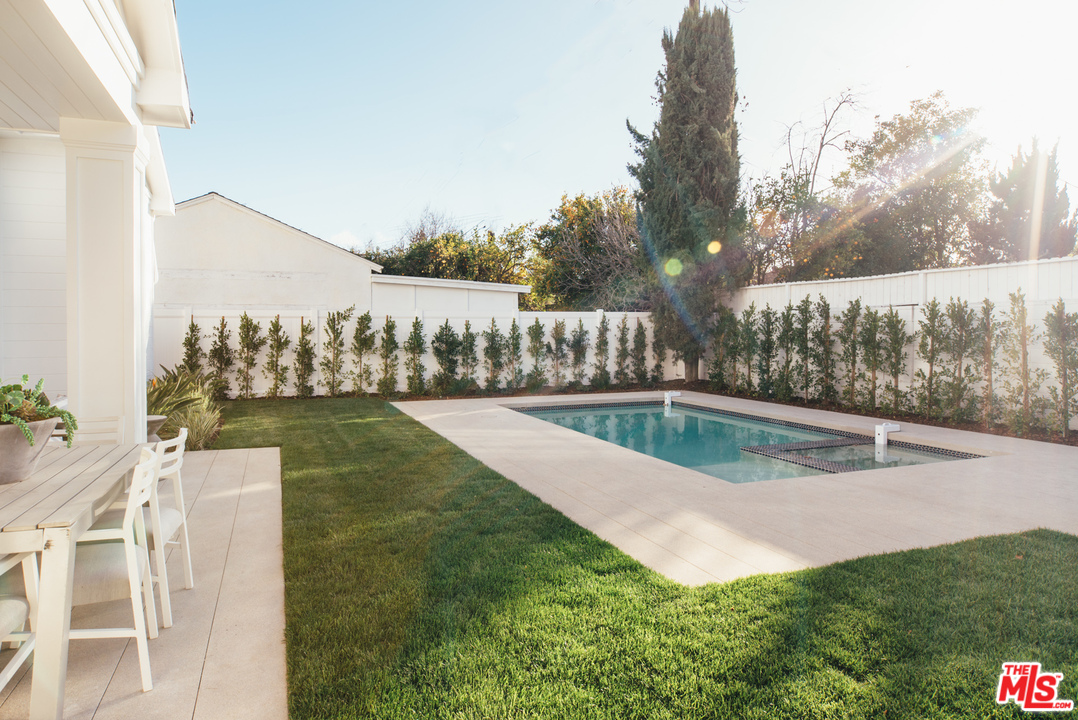 4547 Simpson Avenue Studio City, CA 91607 - Photo 45 of 48