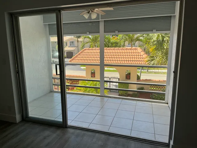 $197,000 | 331 Southwest 8th Street, Unit 2CE, Boca Raton, FL 33432