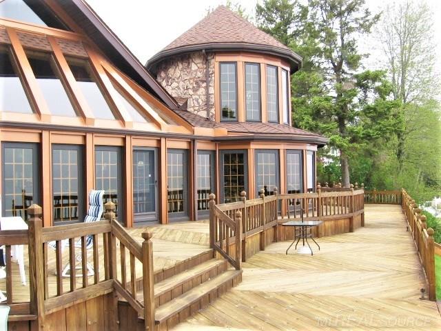 2000 North Lakeshore Road Carsonville, MI 48419 - Photo 3 of 12 31381656-2.JPG