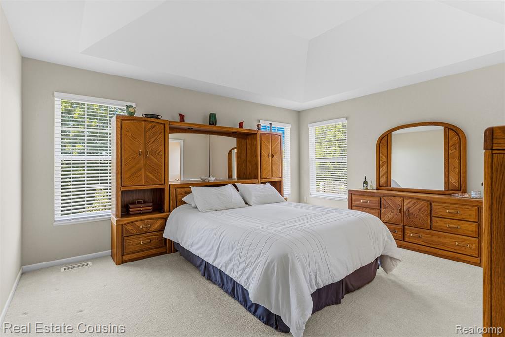 4344 Oak Tree Court Fenton, MI 48430 - Photo 12 of 31