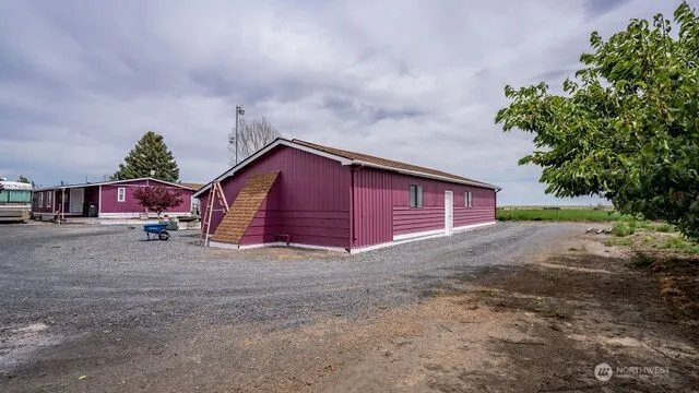 $749,999 | 4466 Highway 28, Soap Lake, WA 98851