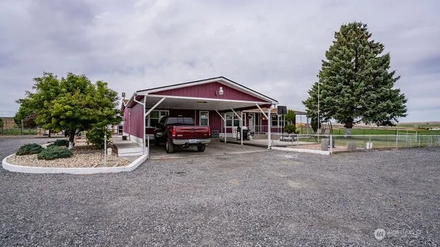 $749,999 | 4466 Highway 28, Soap Lake, WA 98851