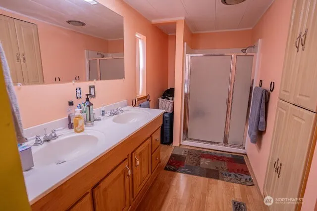 $749,999 | 4466 Highway 28, Soap Lake, WA 98851