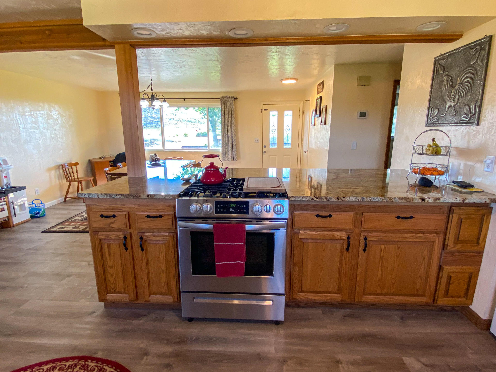 9151 Springlake Road Klamath Falls, OR 97603 - Photo 14 of 47 11 (2)