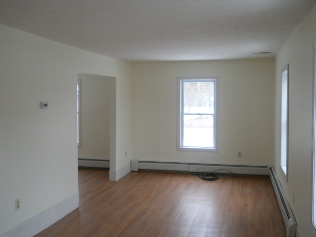 200 Laconia Road Tilton, NH 03276 - Photo 7 of 15 Gallery Image 7