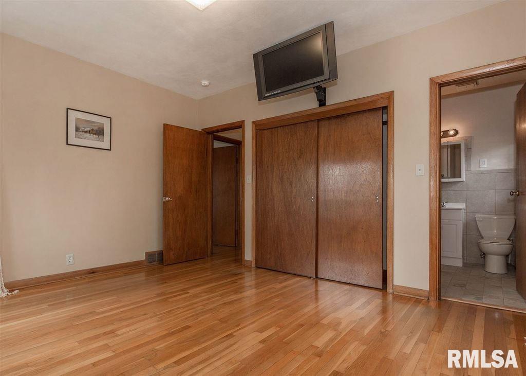 2701 Blackhawk Road Rock Island, IL 61201 - Photo 11 of 24 Gallery Image 11