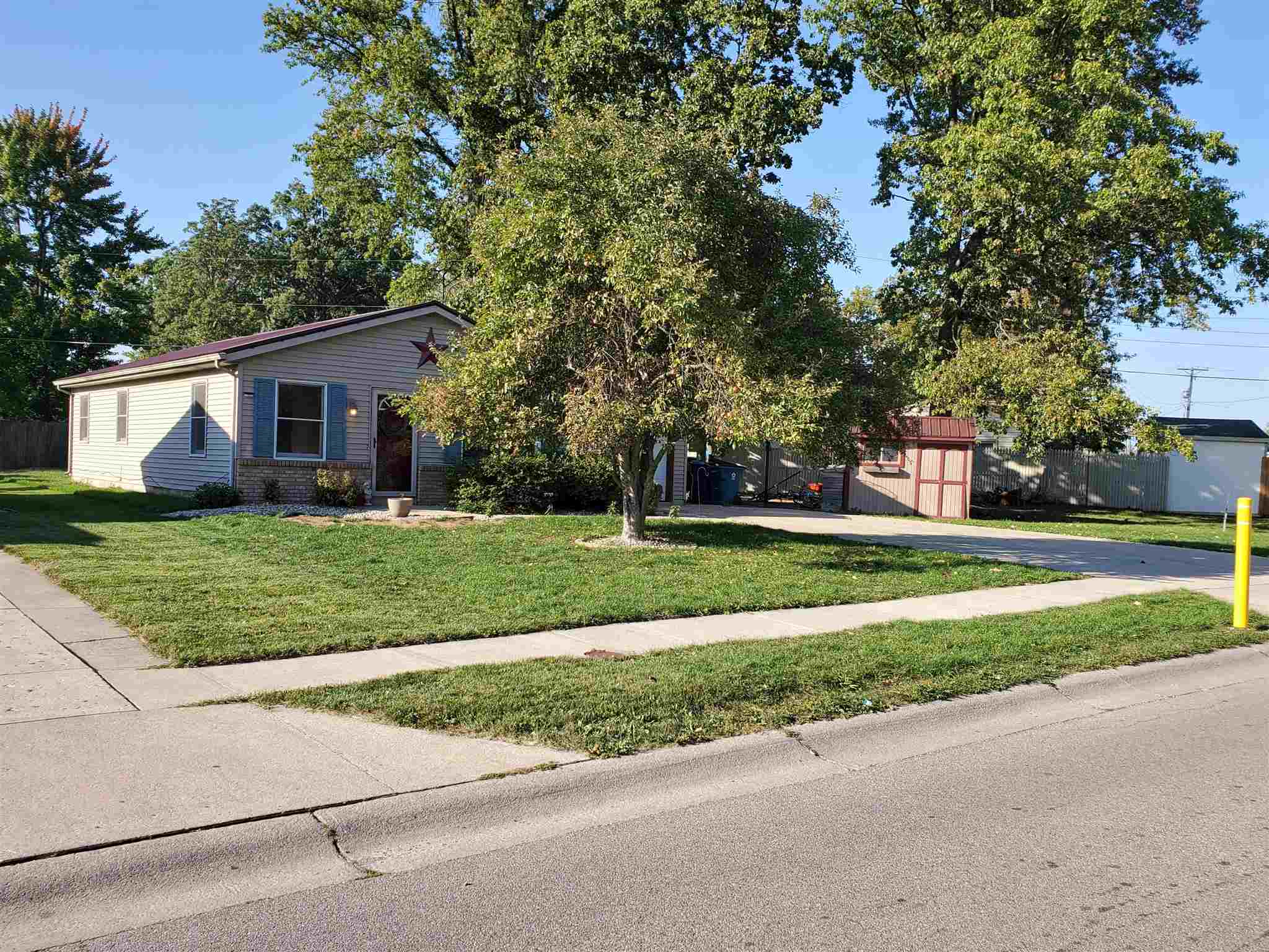 12931 Indiana Street Grabill, IN 46741 - Photo 6 of 6 Gallery Image 6
