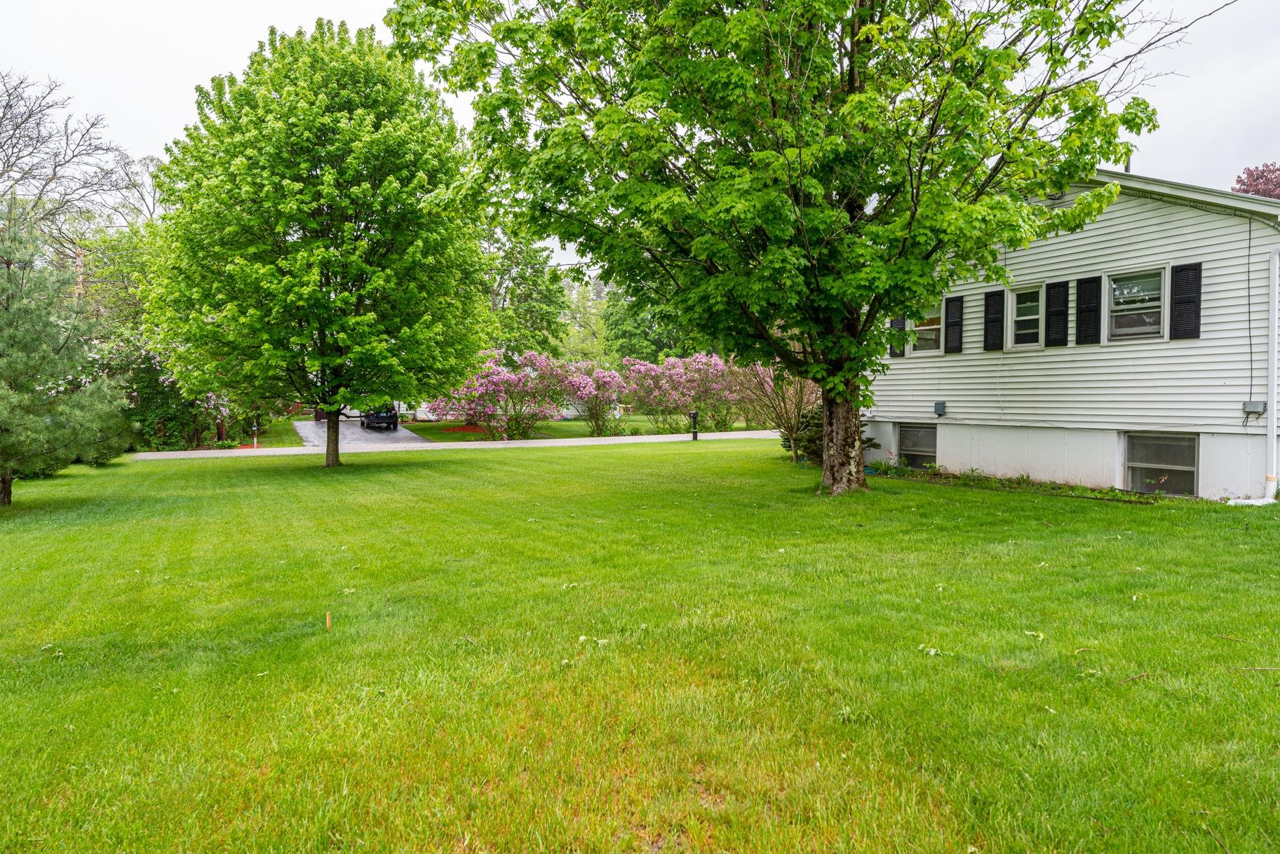 114 Hillvale Road Manchester, VT 05255 - Photo 14 of 18 Gallery Image 14