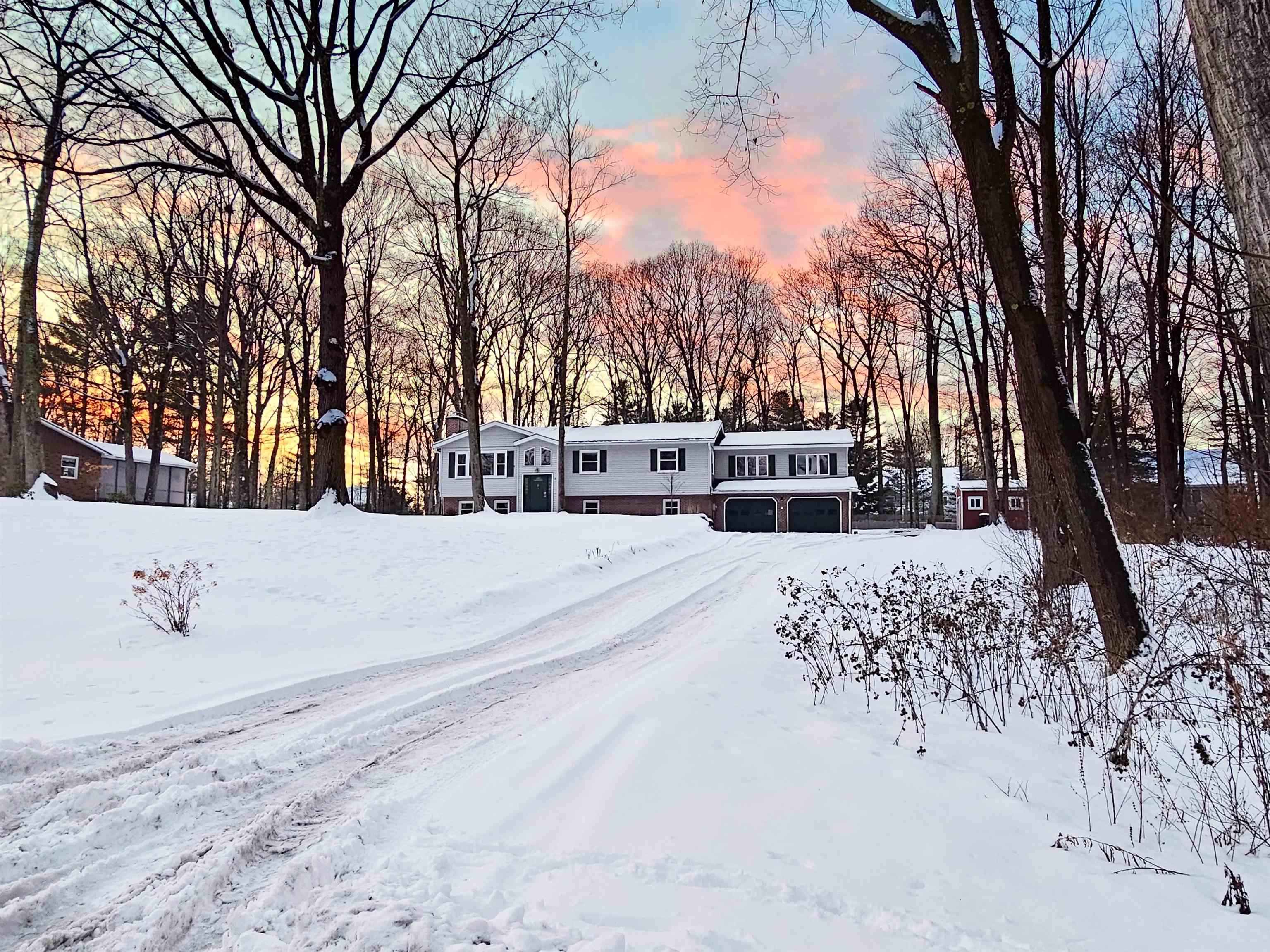 19 Rustic Drive Essex, VT 05452 - Photo 2 of 59