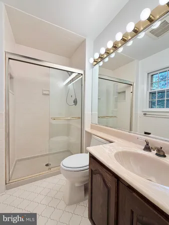 $3,500 | 9513 Stevebrook Road, Fairfax, VA 22032