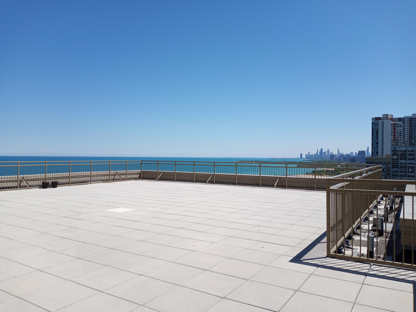 6301 North Sheridan Road, Unit 10V Chicago, IL 60660 - Photo 9 of 14