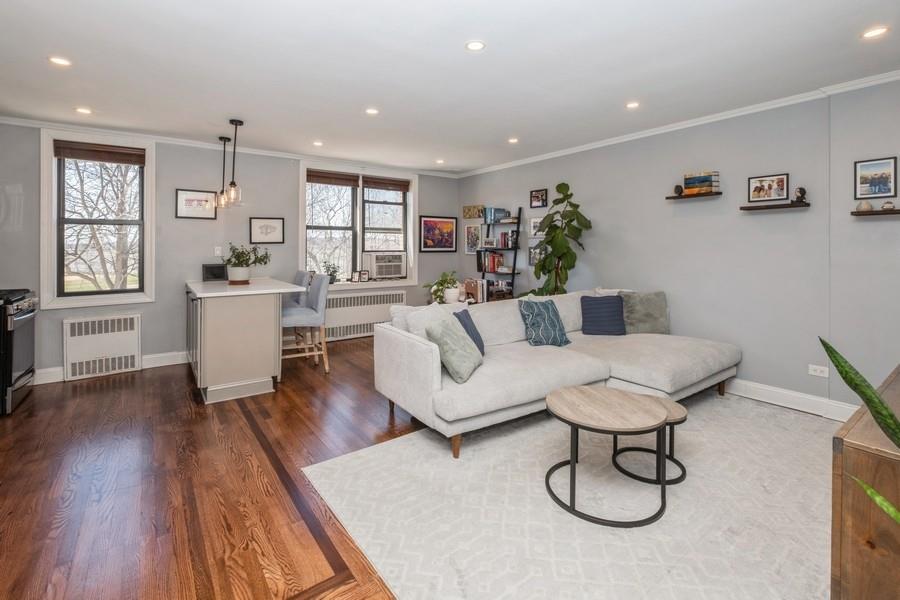 7259 Shore Road, Unit 2D Brooklyn, NY 11209 - Photo 4 of 25 Gallery Image 4