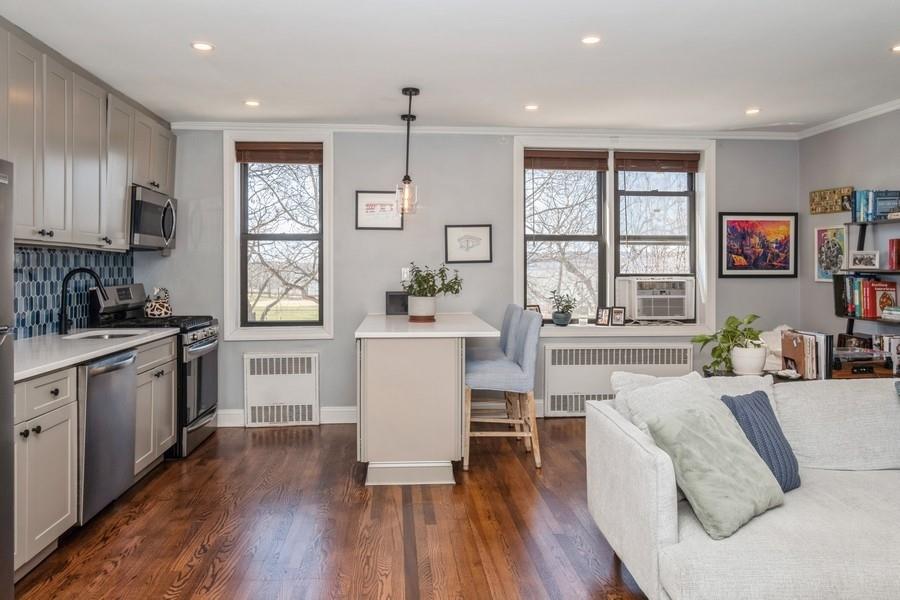 7259 Shore Road, Unit 2D Brooklyn, NY 11209 - Photo 5 of 25 Gallery Image 5
