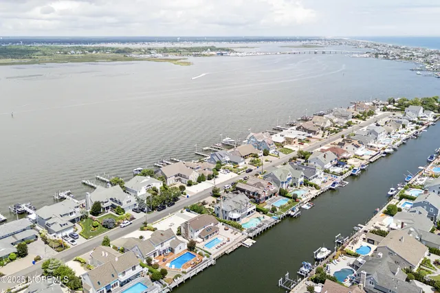 $4,500 | 242 Curtis Point Drive, Mantoloking, NJ 08738