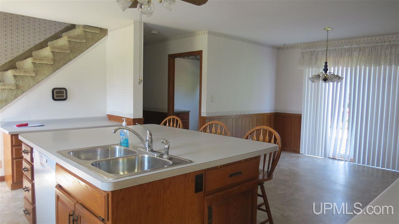 8761 Co Road Cornell, MI 49818 - Photo 5 of 25