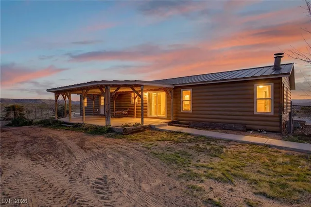 $374,900 | 870 Arrow Avenue, Overton, NV 89040