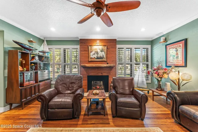 a room with furniture and a lamp