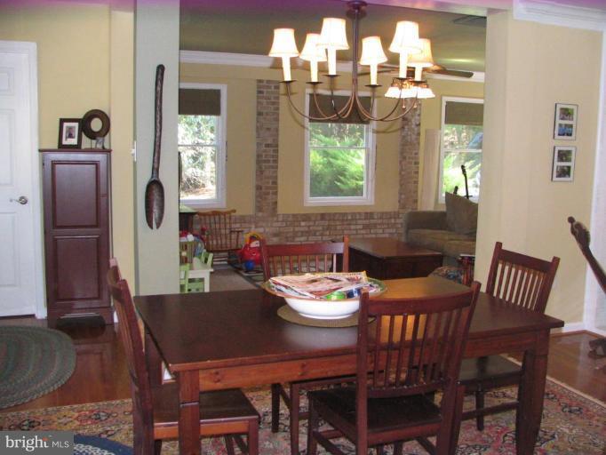 304 Valley Road Front Royal, VA 22630 - Photo 13 of 23 Dining Area