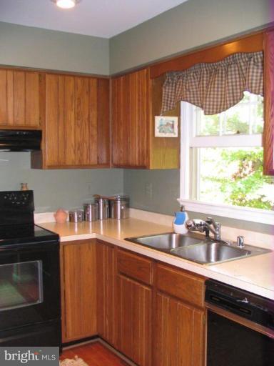 304 Valley Road Front Royal, VA 22630 - Photo 14 of 23 Kitchen