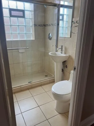 $1,600 | 8116 South Ingleside Avenue, Unit 3, Chicago, IL 60619