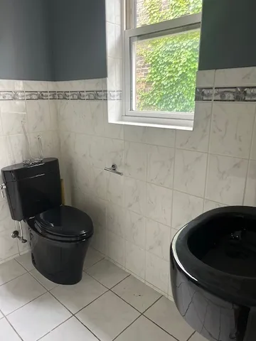 $1,600 | 8116 South Ingleside Avenue, Unit 3, Chicago, IL 60619