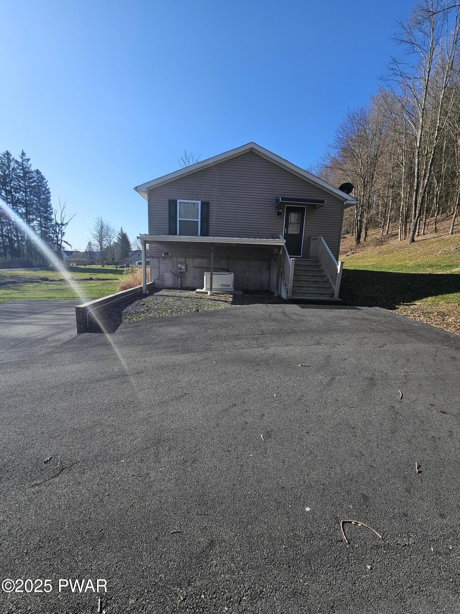 27 Bryant Road Honesdale, PA 18431 - Photo 4 of 27 side