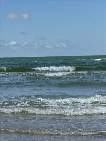 $950 | 3127 Maverick Loop, Unit 11, Freeport, TX 77541