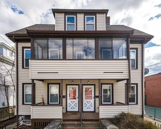 $3,625 | 7-9 Dexter Street, Unit 7, Waltham, MA 02453