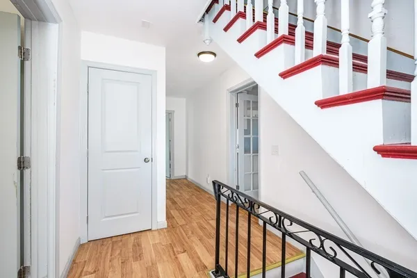 $3,625 | 7-9 Dexter Street, Unit 7, Waltham, MA 02453