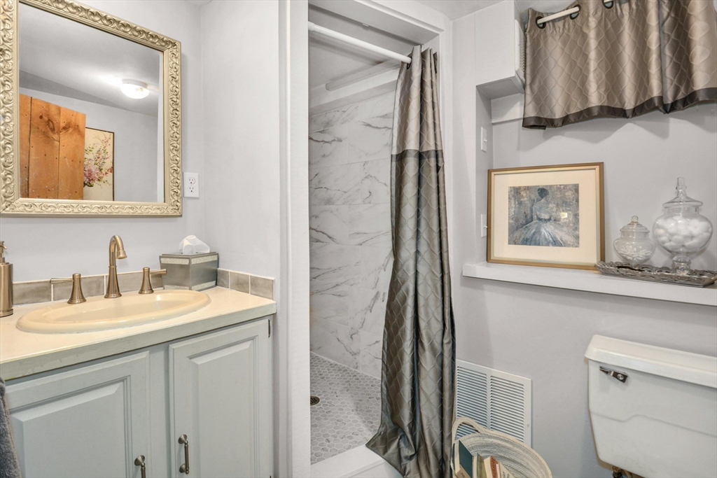 31 Carleton Road Millbury, MA 01527 - Photo 34 of 42 Gallery Image 34