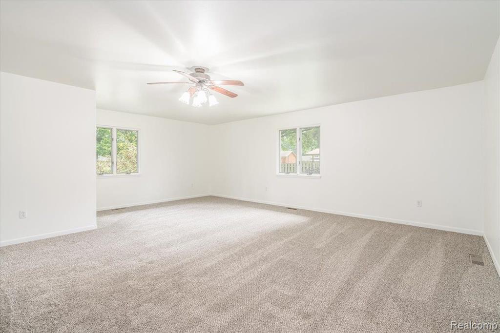 11519 Fisher Road Belleville, MI 48111 - Photo 14 of 47 Gallery Image 14