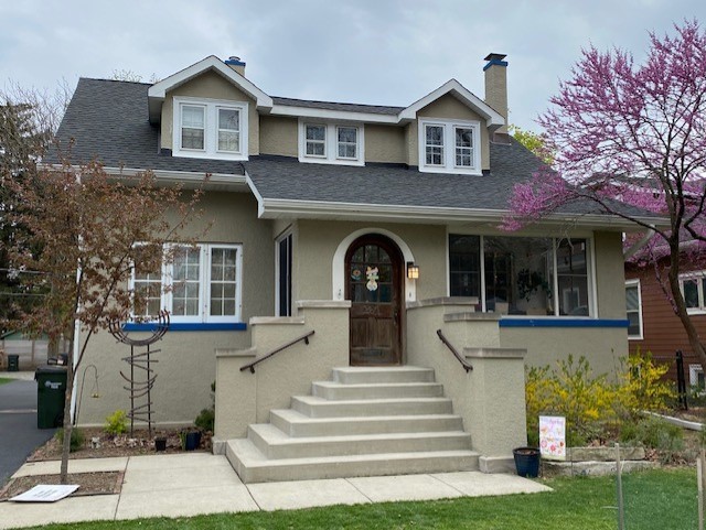 261 Blackhawk Road Riverside, IL 60546 - Photo 1 of 31 a front view of a house with a yard