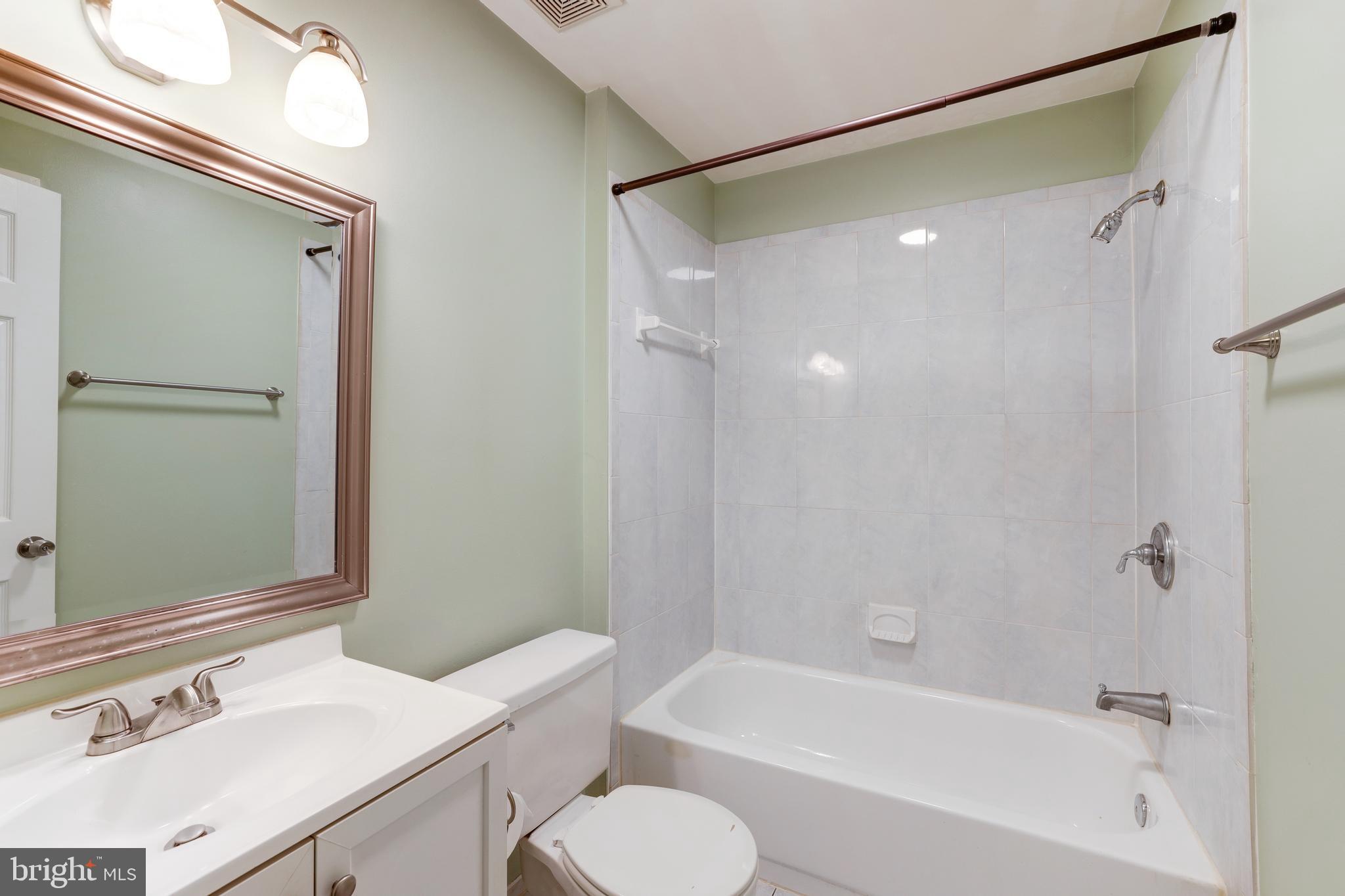7819 Harrowgate Circle, Unit 160 Springfield, VA 22152 - Photo 23 of 33 Gallery Image 23