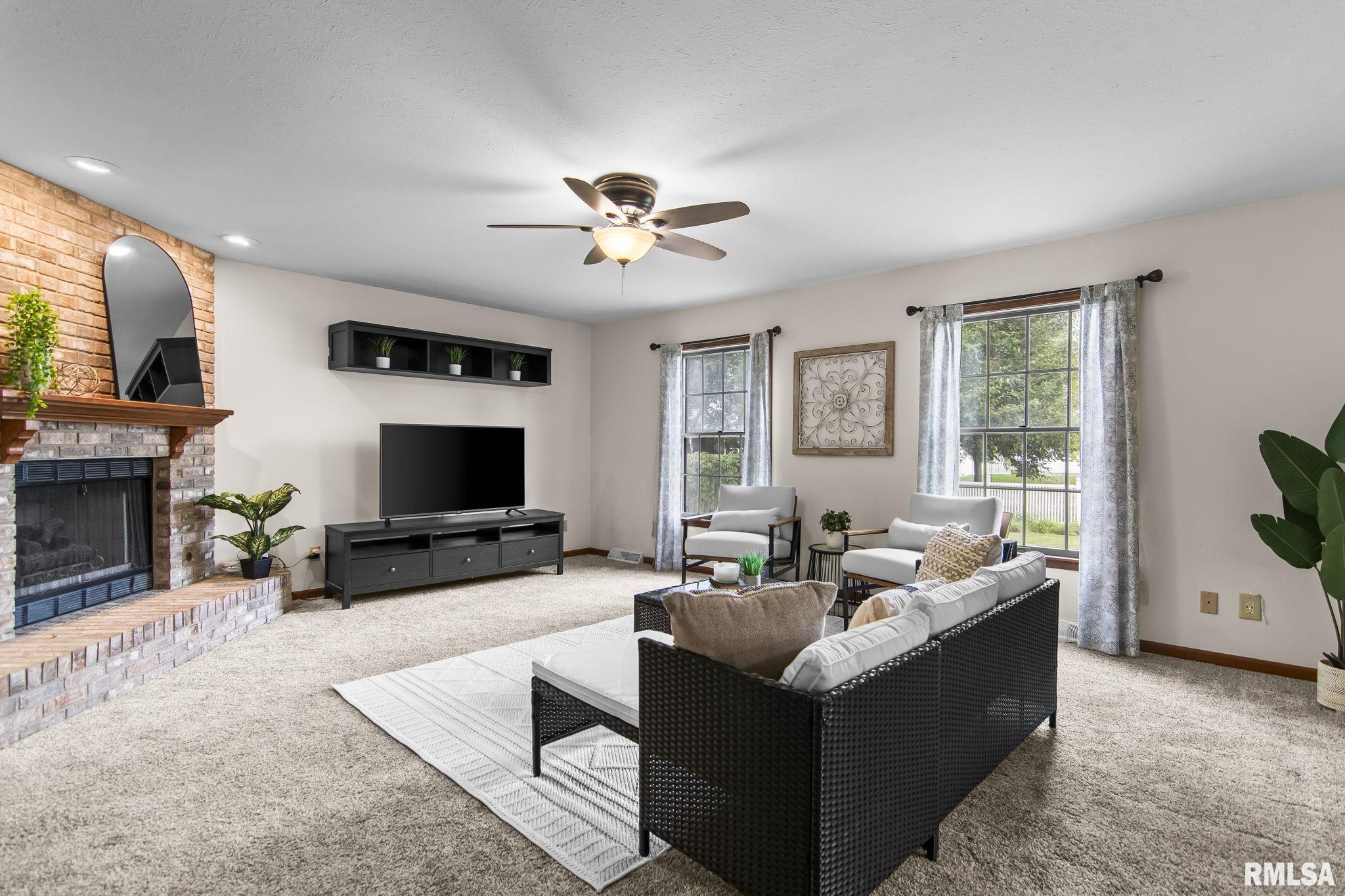 3012 Red Bud Lane Springfield, IL 62712 - Photo 12 of 52 Gallery Image 12
