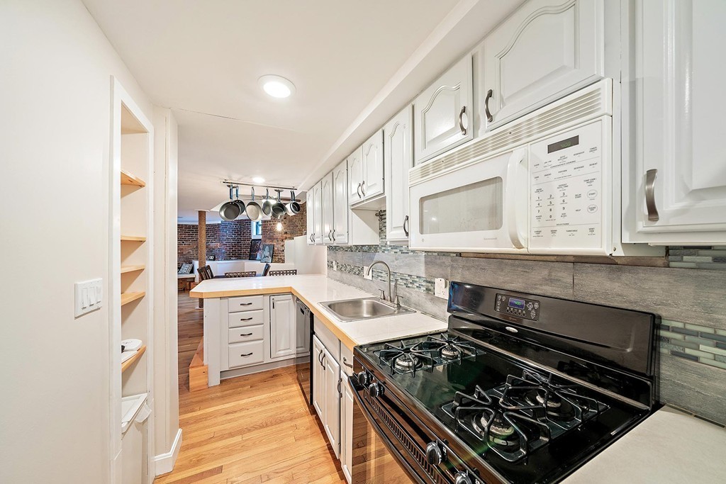 34 Garrison Road, Unit 1B Brookline, MA 02445 - Photo 11 of 17