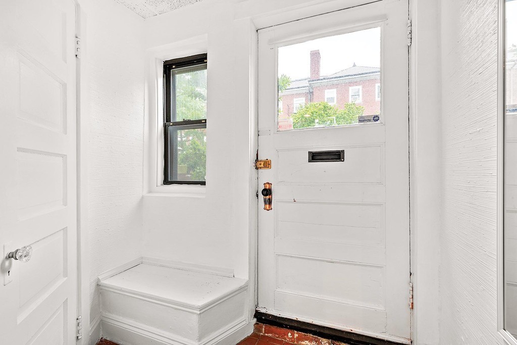 34 Garrison Road, Unit 1B Brookline, MA 02445 - Photo 3 of 17