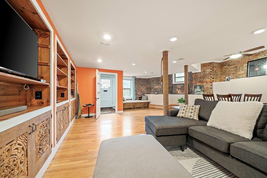 34 Garrison Road, Unit 1B Brookline, MA 02445 - Photo 5 of 17