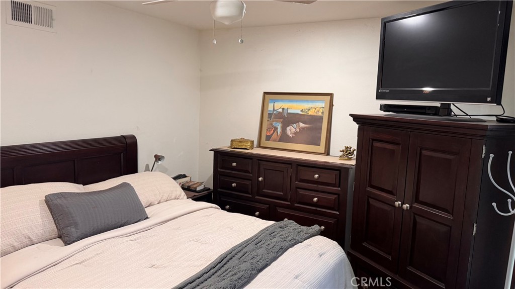 3942 Lecont Court Simi Valley, CA 93063 - Photo 8 of 22