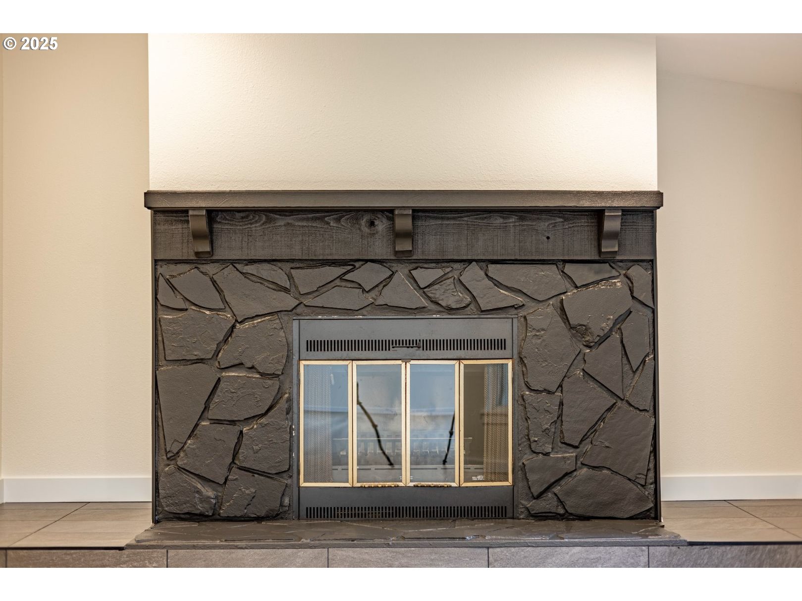 421 Southeast Pounder Road Corbett, OR 97019 - Photo 11 of 40