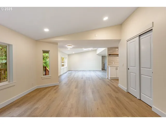 $589,000 | 421 Southeast Pounder Road, Corbett, OR 97019