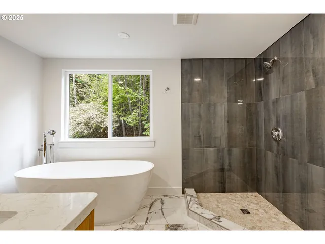 $589,000 | 421 Southeast Pounder Road, Corbett, OR 97019