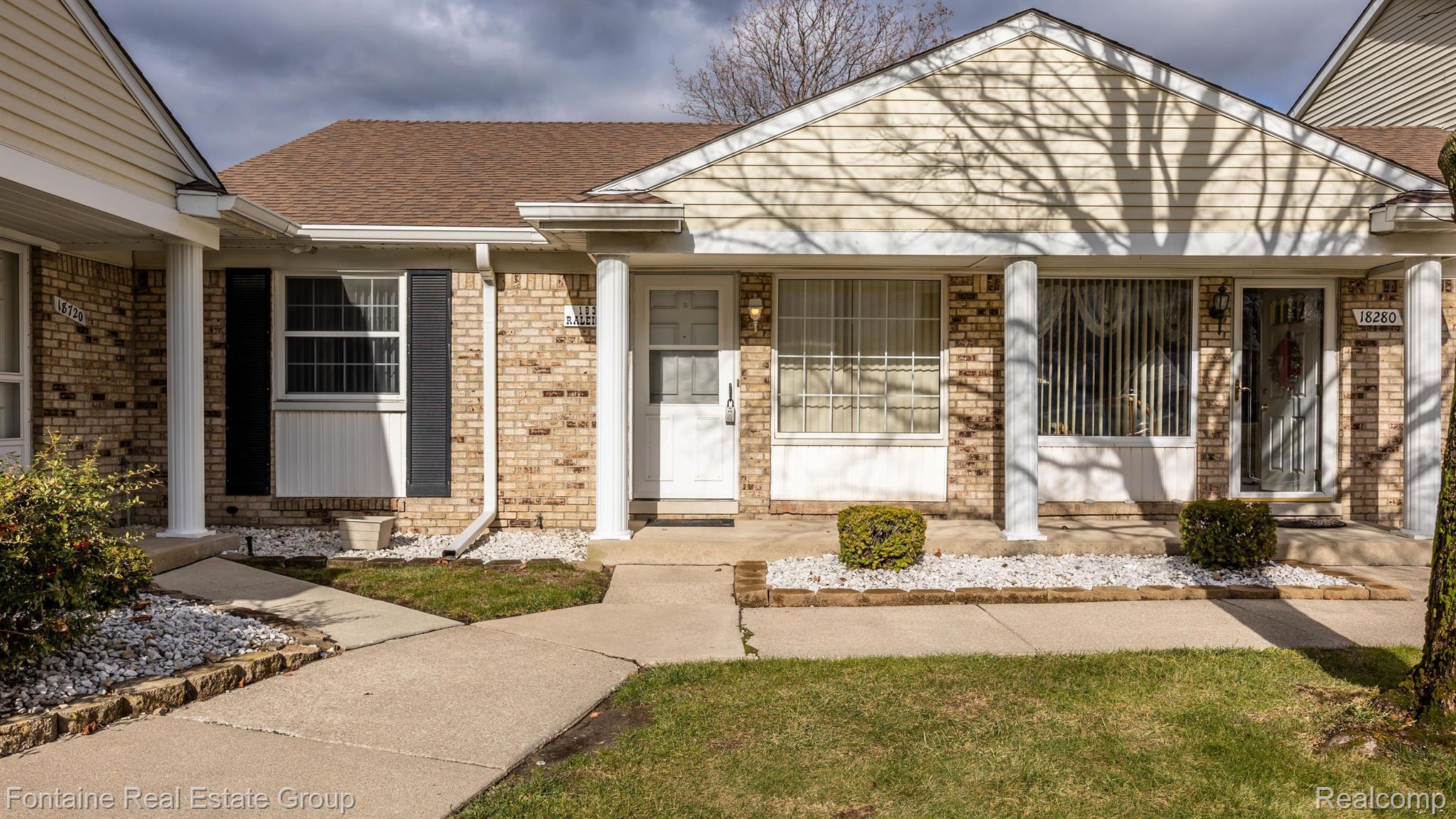 18320 Raleigh Square Drive Southgate, MI 48195 - Photo 1 of 18 Gallery Image 1