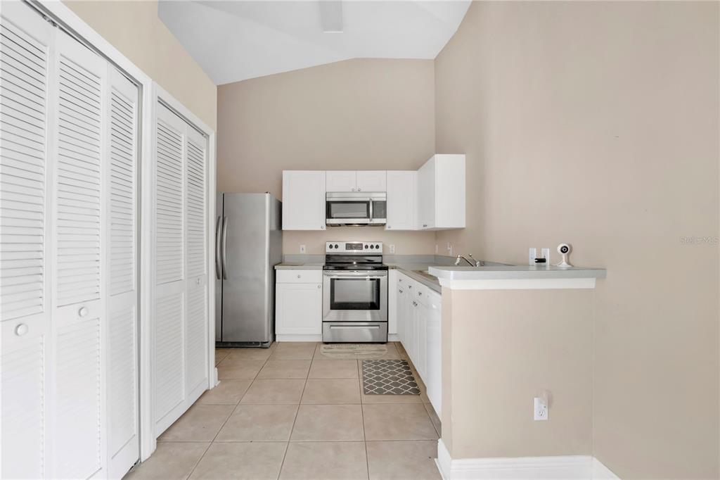 8810 Grand Palms Circle, Unit B Kissimmee, FL 34747 - Photo 12 of 40 Gallery Image 12