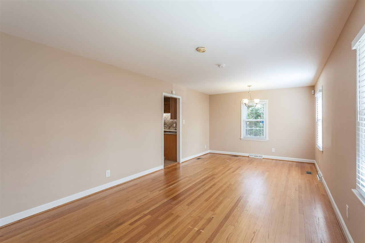 3824 Swarthmore Road Durham, NC 27707 - Photo 5 of 13 Dining Area