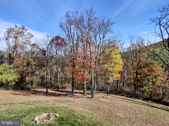$599,000 | 3998 Hidden Valley Lane, Linden, VA 22642