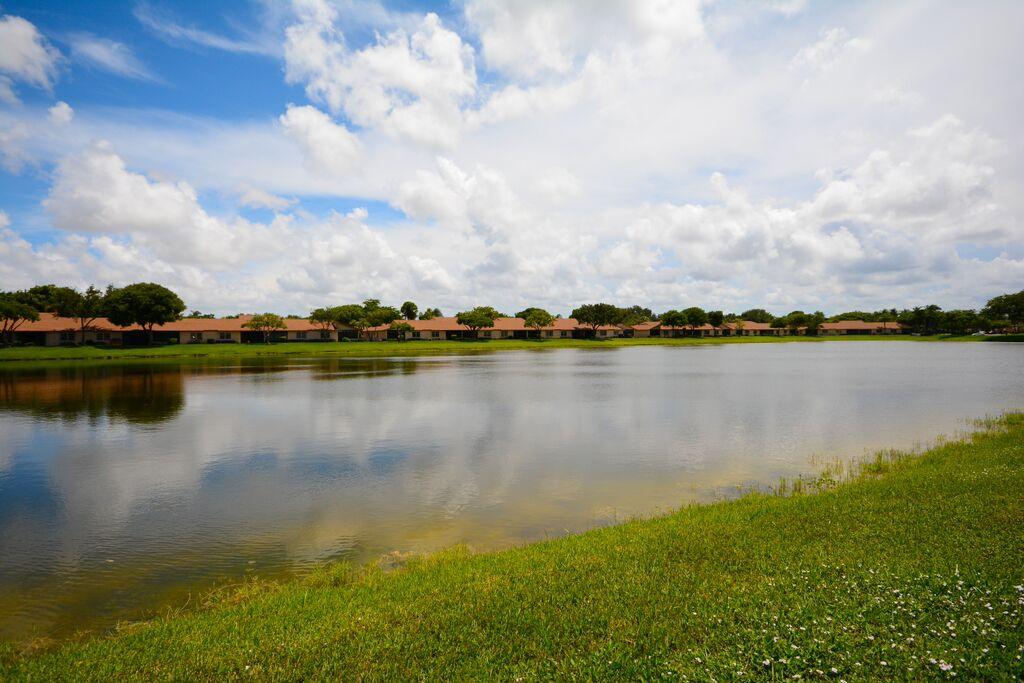 8034 Springside Court, Unit E Boca Raton, FL 33496 - Photo 5 of 15 View 2
