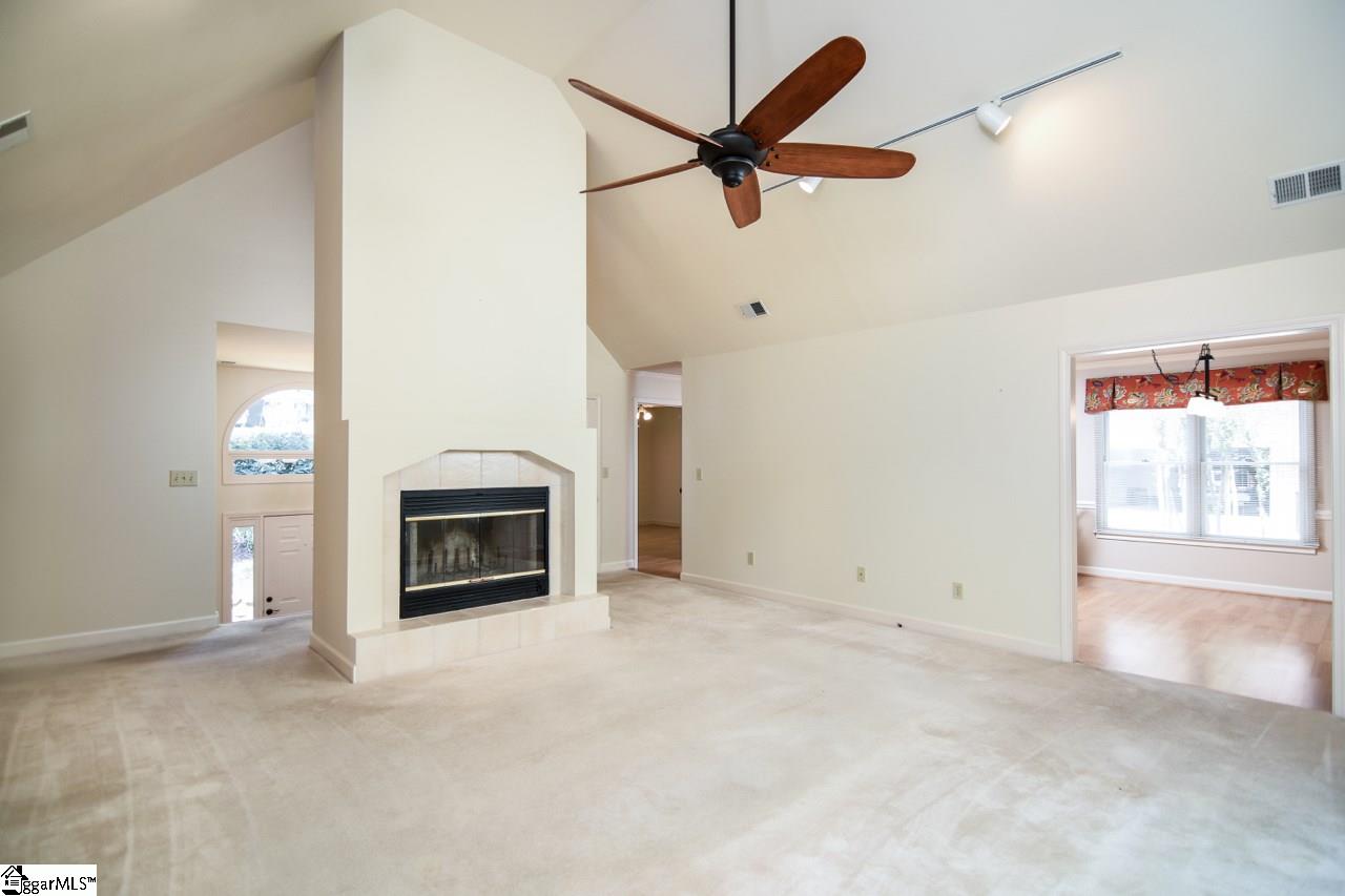 107 Deer Spring Lane Simpsonville, SC 29680 - Photo 4 of 36 Gallery Image 4