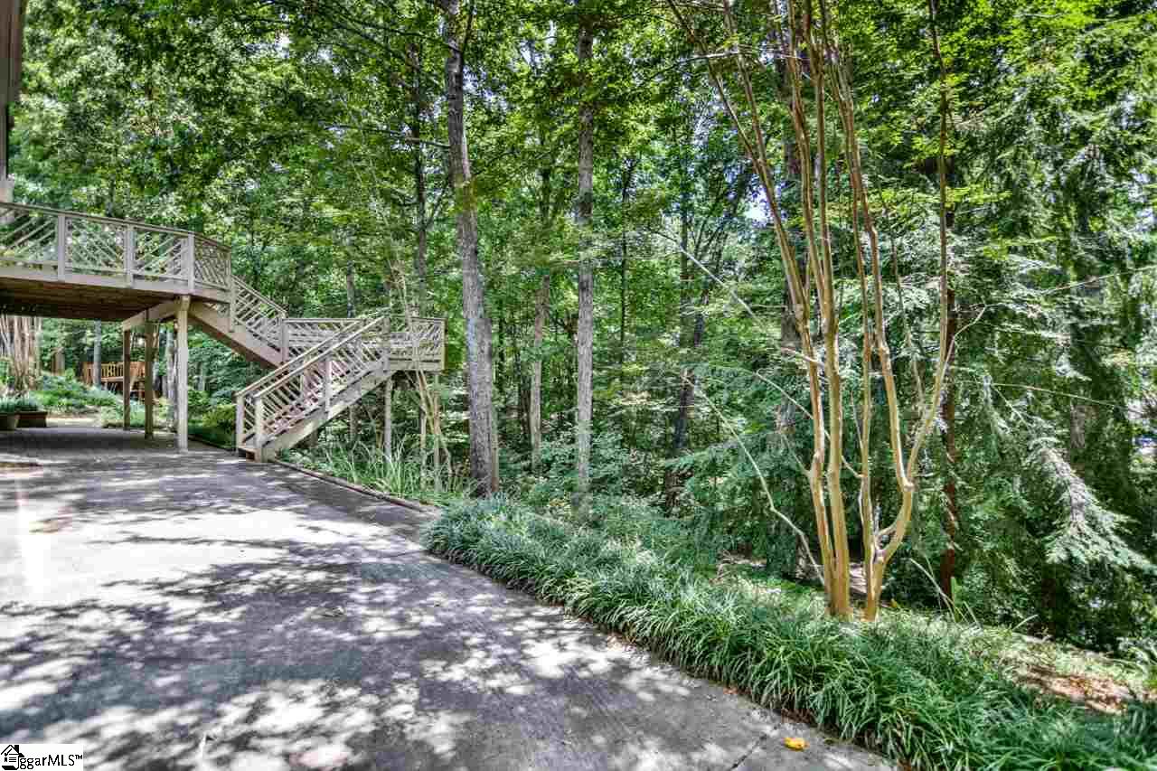 107 Deer Spring Lane Simpsonville, SC 29680 - Photo 10 of 36 Gallery Image 10
